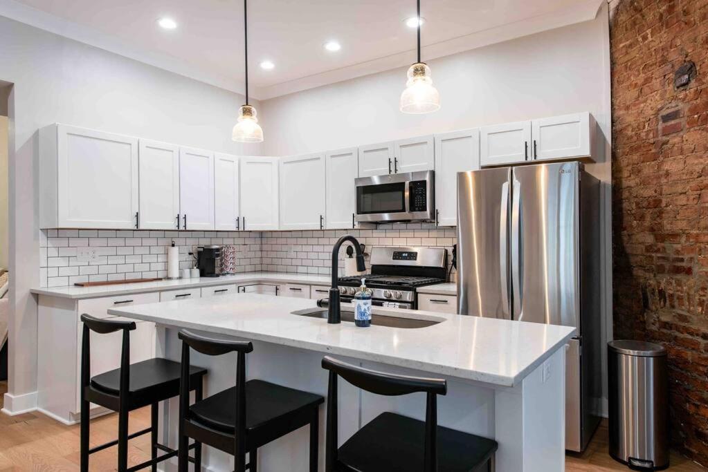 Newly Renovated 3 Bedroom Shelby Park Home **Free Parking** Louisville Eksteriør billede